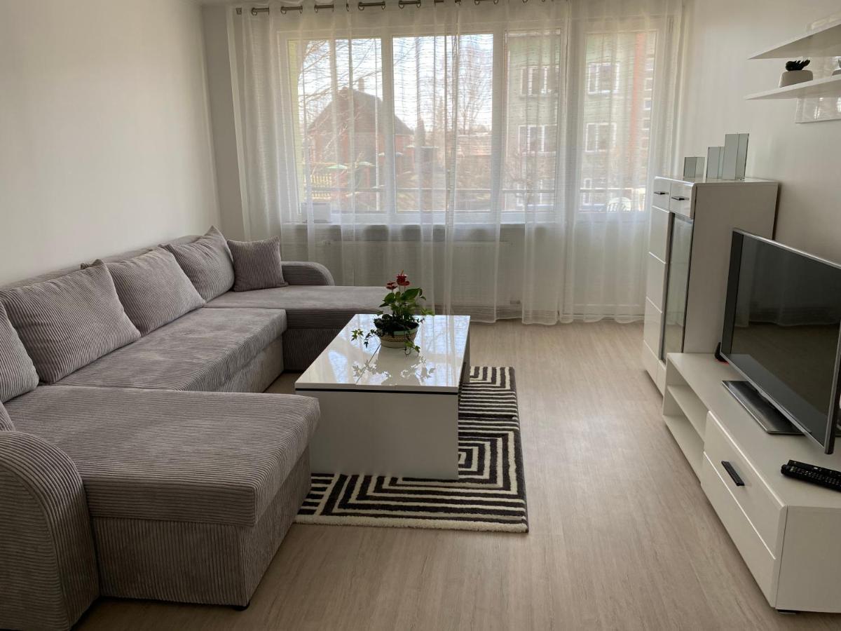 Centra Apartamenti Aluksne Ngoại thất bức ảnh