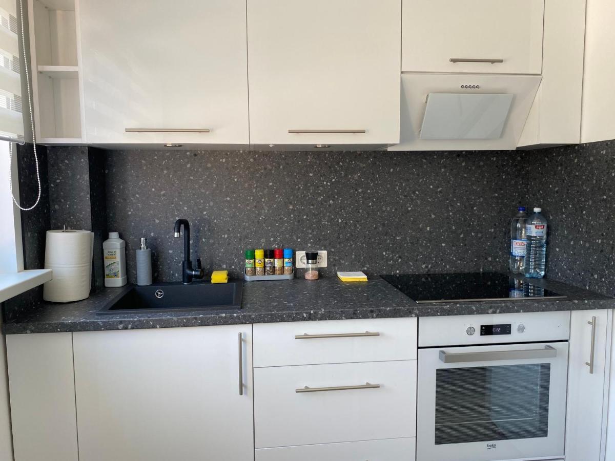 Centra Apartamenti Aluksne Ngoại thất bức ảnh